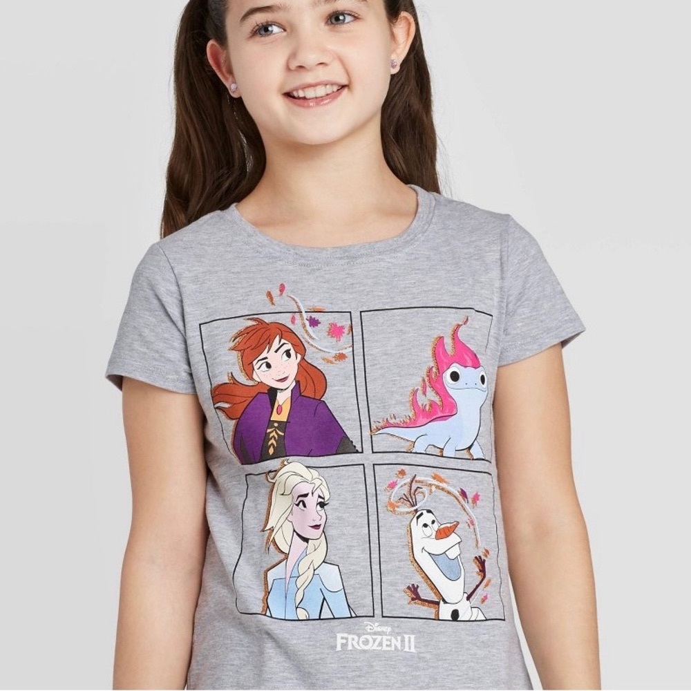 New Girls' Short Sleeve Frozen Friends Graphic T-
Shirt - Gray M 7-8